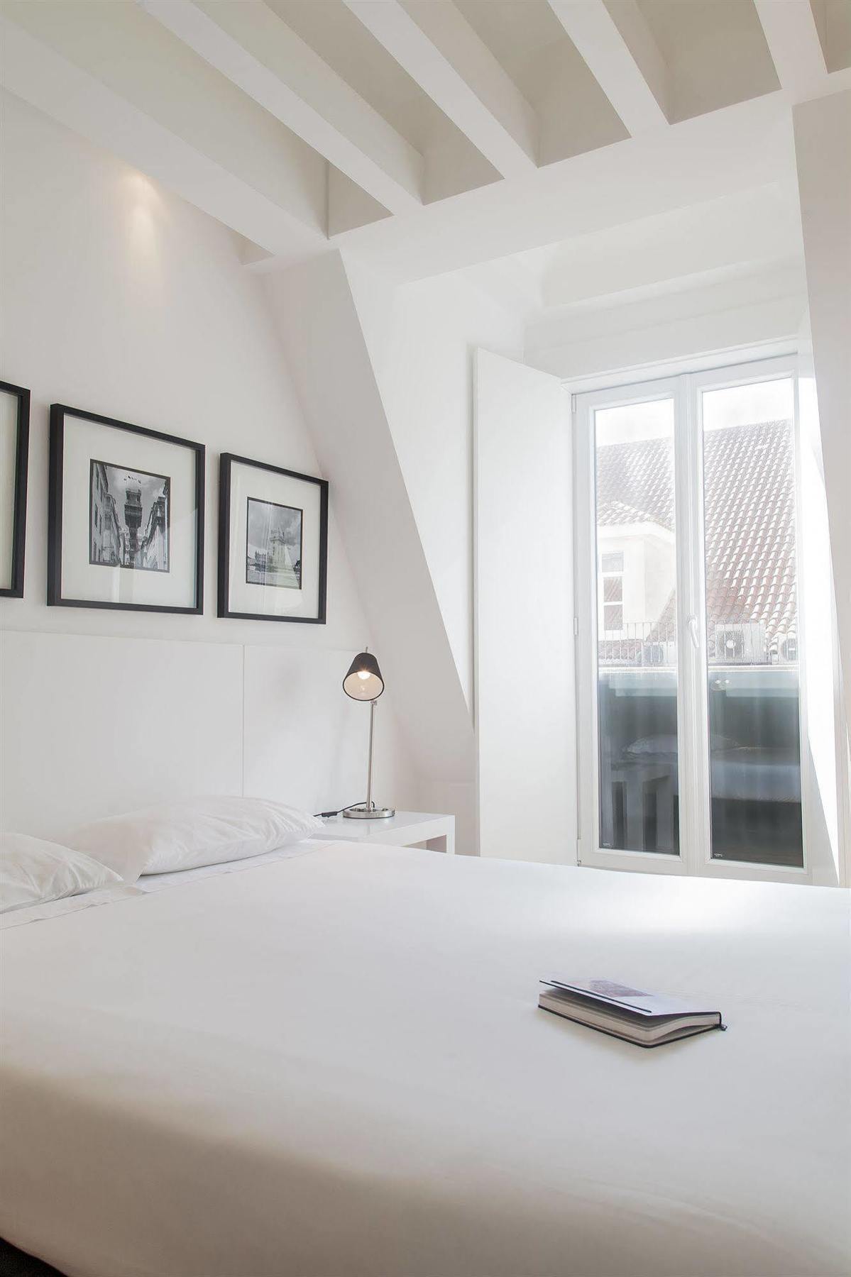 Hello Lisbon Terreiro Do Paco Apartments Eksteriør bilde